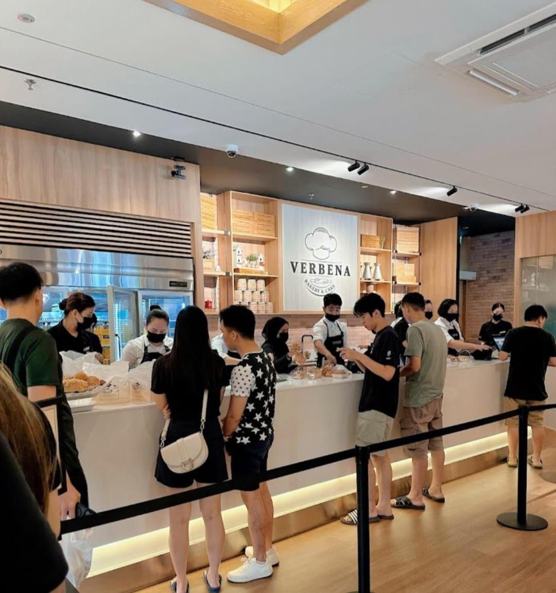 Pangsapuri Sky Tree Serviced At Bukit Indah With Netflix Johor Bahru